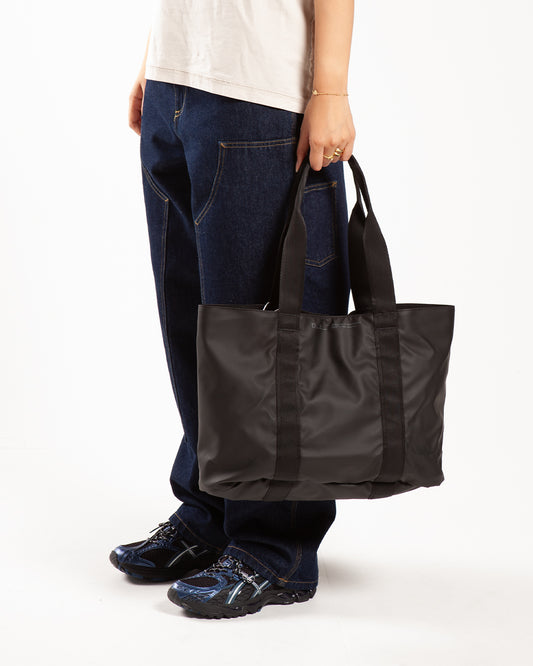 DB Journey Essential Tote 16L Black Out