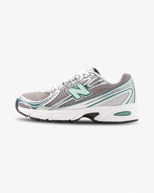 New Balance 740 Silver Metallic/New Spruce