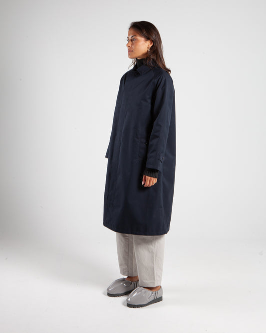 nanamica 2L Gore Tex Soutien Collar Coat Navy