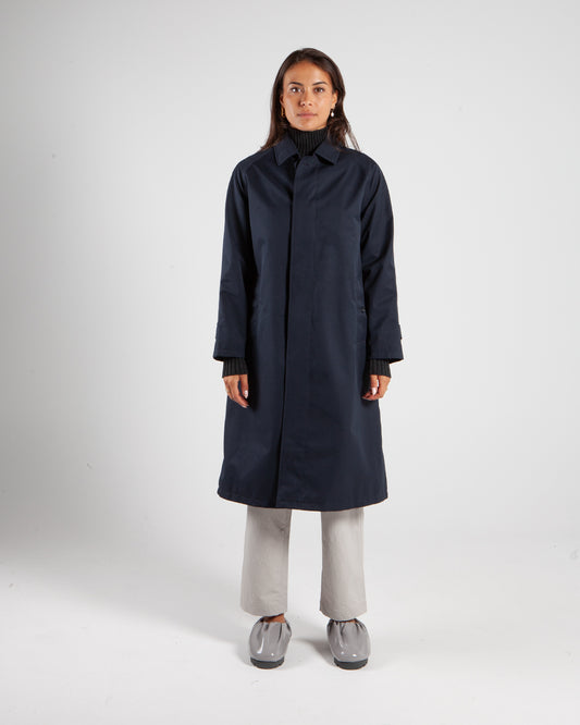 nanamica 2L Gore Tex Soutien Collar Coat Navy